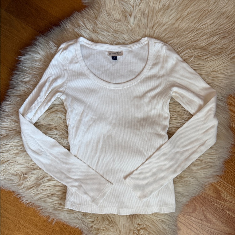 Universal Thread White Fitted Ribbed Blouse - Picture 1 of 3